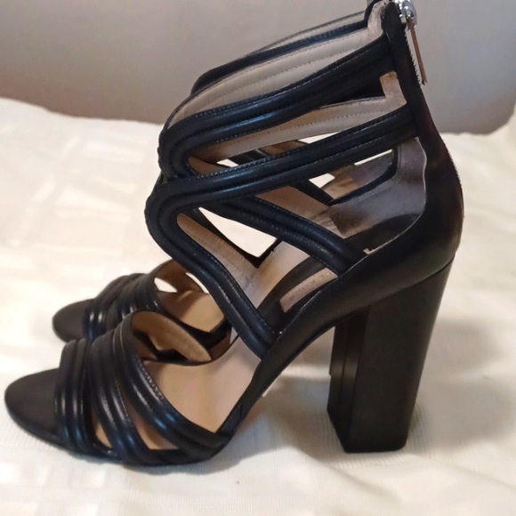 Michael Kors, Vero Cuoio, 4.5" heel ankle wrap, strappy heels. - Picture 3 of 6